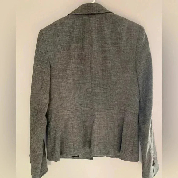 Woman’s Talbots Heather Grey Wool Blend Classic Long Sleeve Button Blazer Size10 - Picture 7 of 9